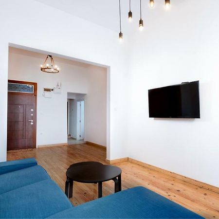 The White Apartment - Bogoridi Main Street Burgas Exteriör bild